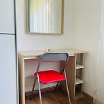 玫瑰公寓 *